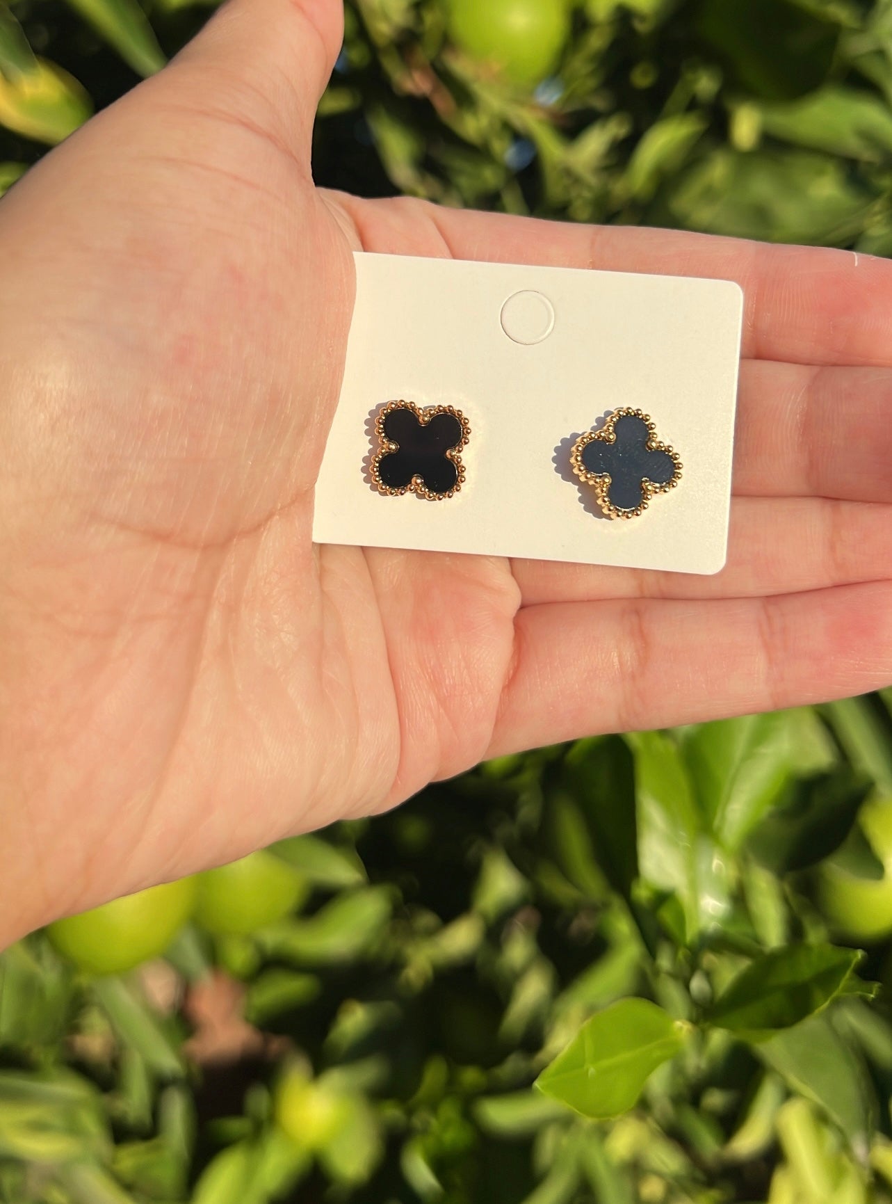 Clover Stud Earrings (Black)