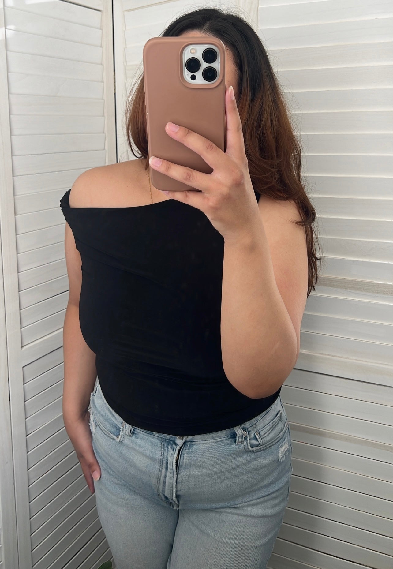 Asymmetric Shoulder Top