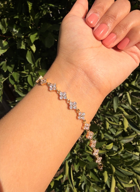 White Clover Bracelet