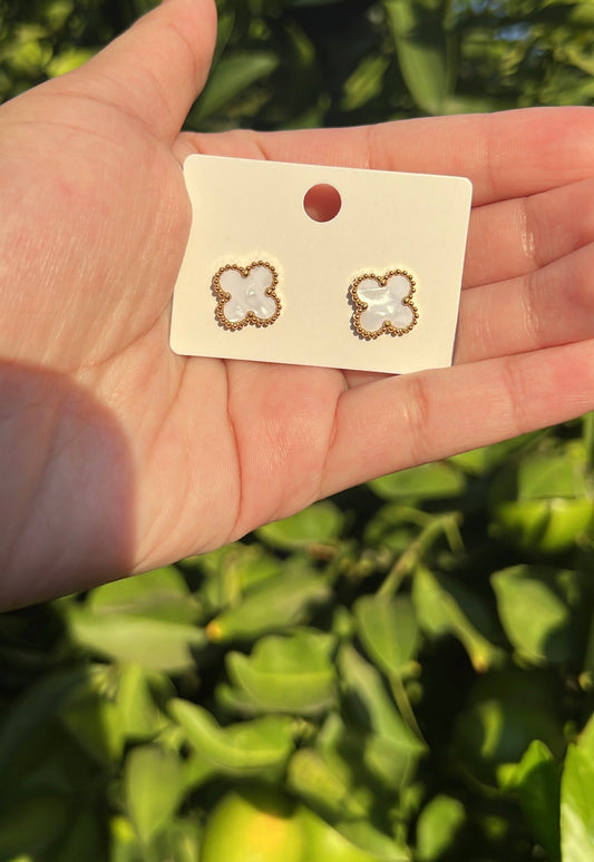Clover Stud Earrings (White)