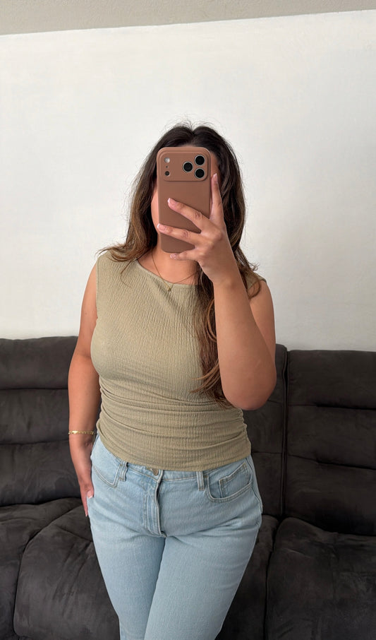 Boat Neck Sleeveless Top