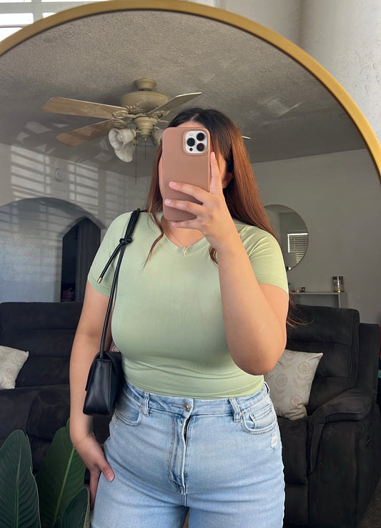 Round Neck Seamless Top