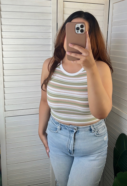 Round Neck Cropped Tank Top