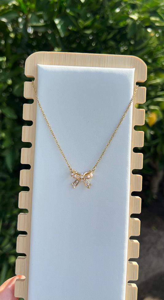 Bow Necklace